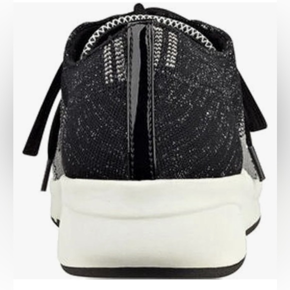 EASY SPIRIT ESINKERA BLACK & WHITE WOVEN TEXTILE UPPERS OXFORD SNEAKERS SIZE 9M - Picture 5 of 13